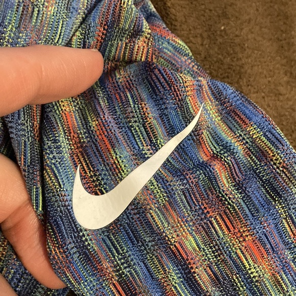 Nike Hyperwarm Running Shirt - Picture 4 of 8